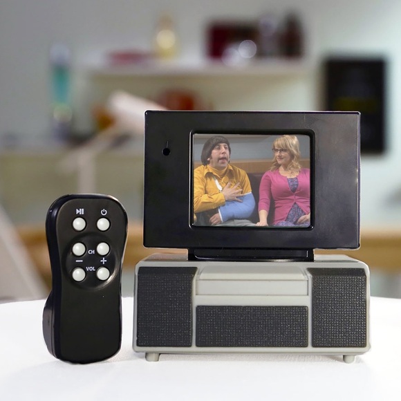 Tiny TV Classics, Big Bang Theory Season 4 - Picture 4 of 4